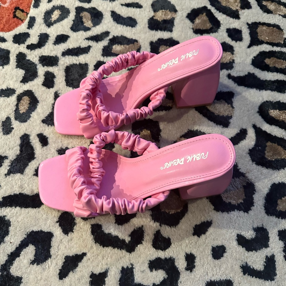 Baby pink mules